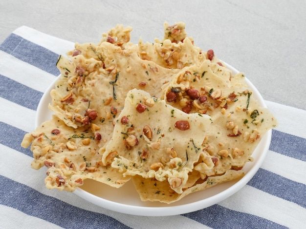 Peyek Unik yang Mulai Banyak Di cari Konsumen